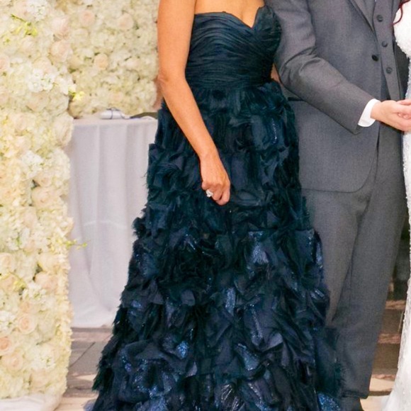 oscar de la renta blue wedding dress